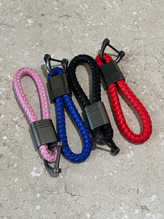 Universal Metal Car Keychain - Short Woven Rope